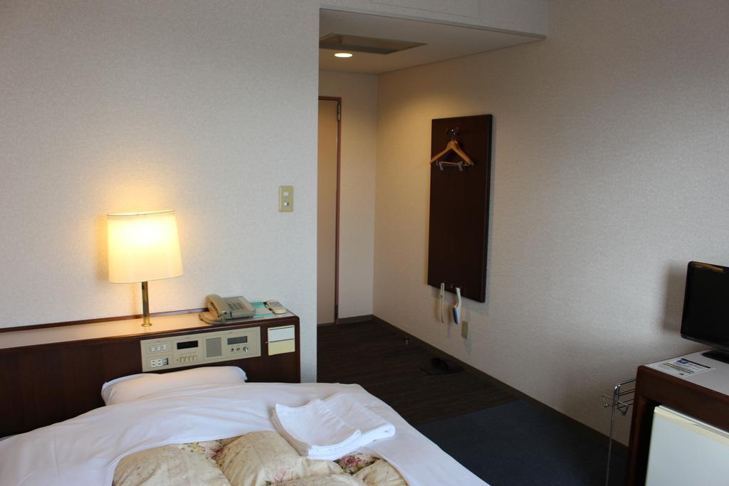 Hotel Higashihiroshima Hills Saijo Екстер'єр фото