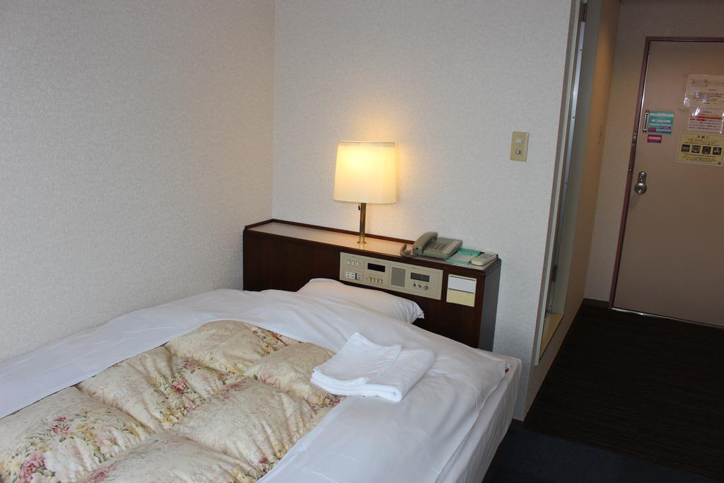 Hotel Higashihiroshima Hills Saijo Екстер'єр фото