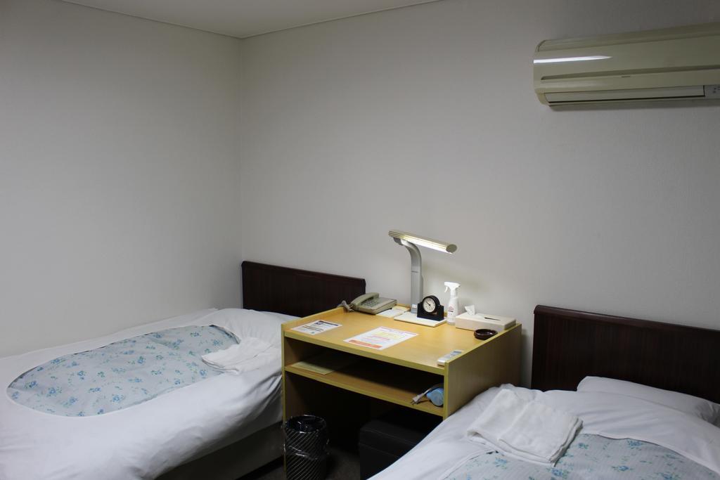 Hotel Higashihiroshima Hills Saijo Екстер'єр фото