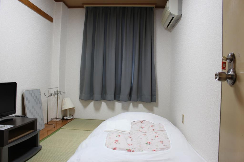 Hotel Higashihiroshima Hills Saijo Екстер'єр фото