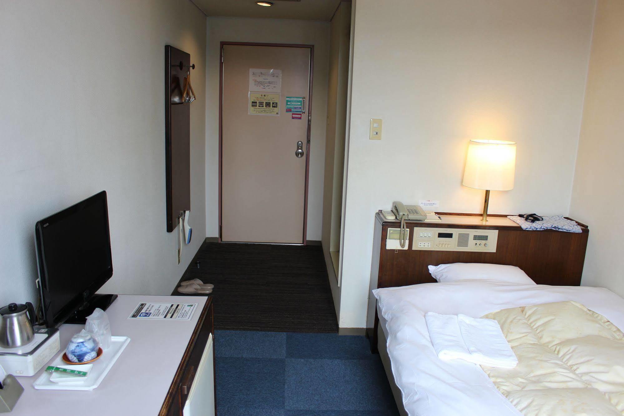 Hotel Higashihiroshima Hills Saijo Екстер'єр фото